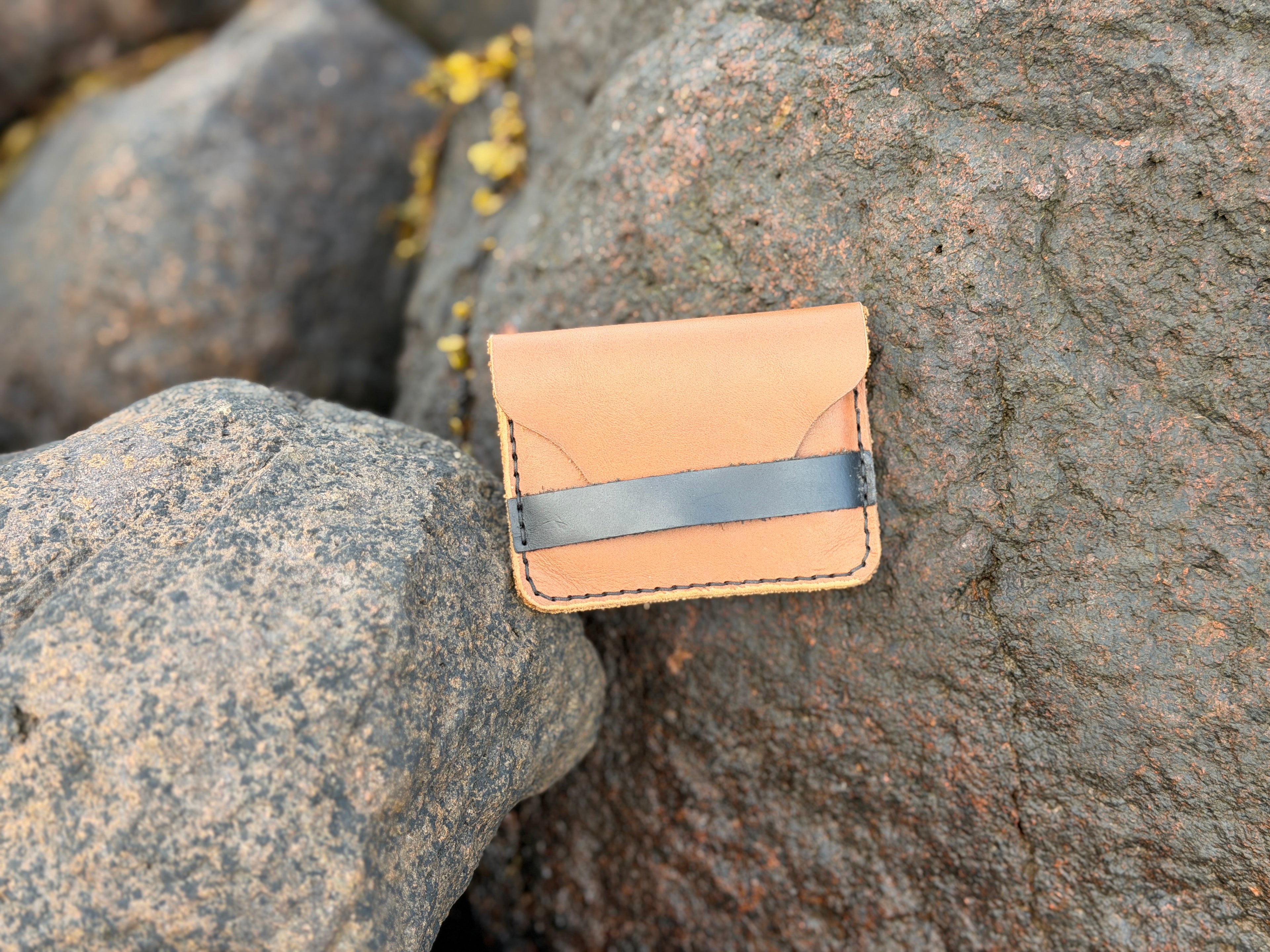 Natural leather card wallet with dark strap band