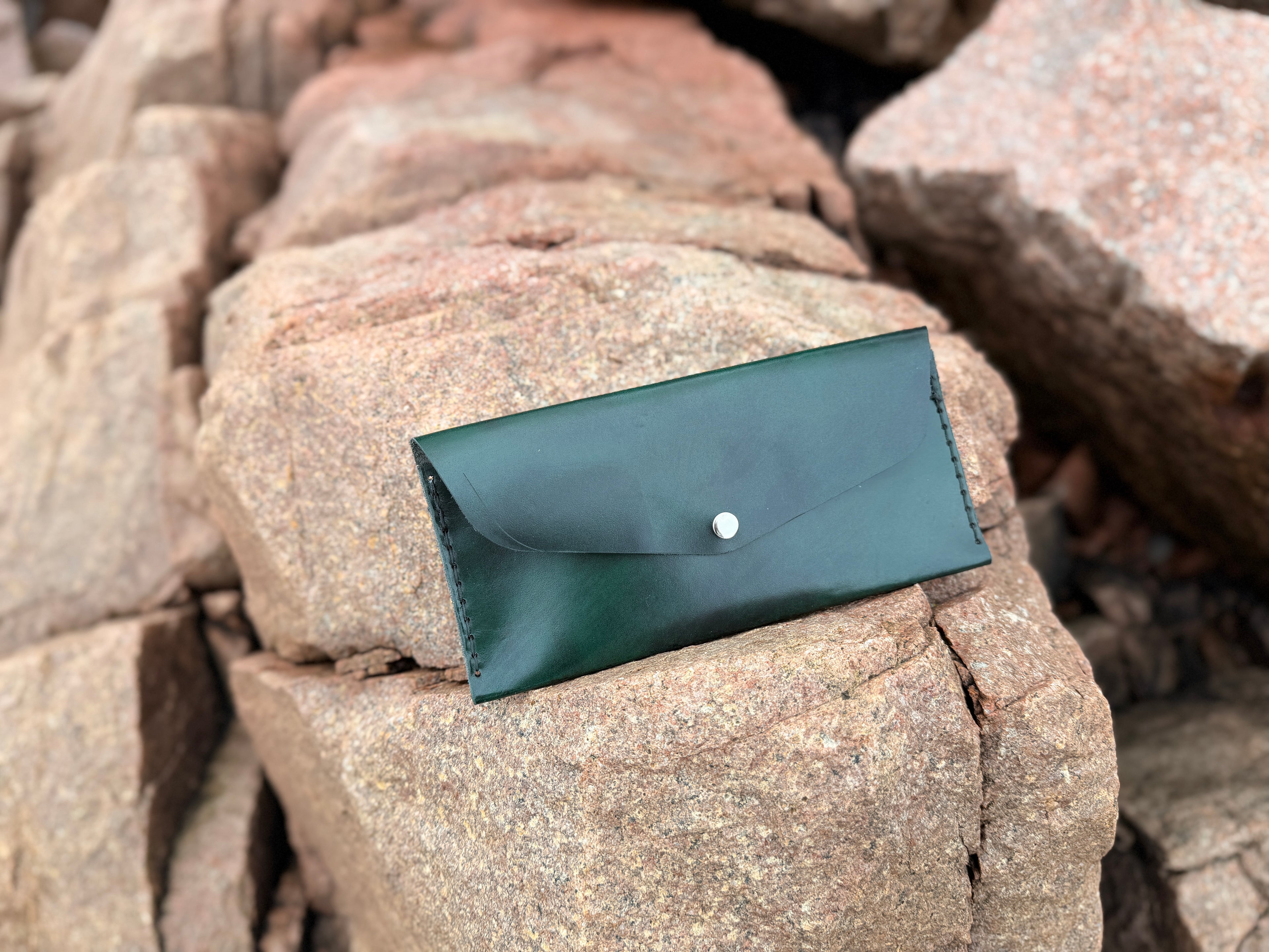 Forest green leather long wallet with snap stud