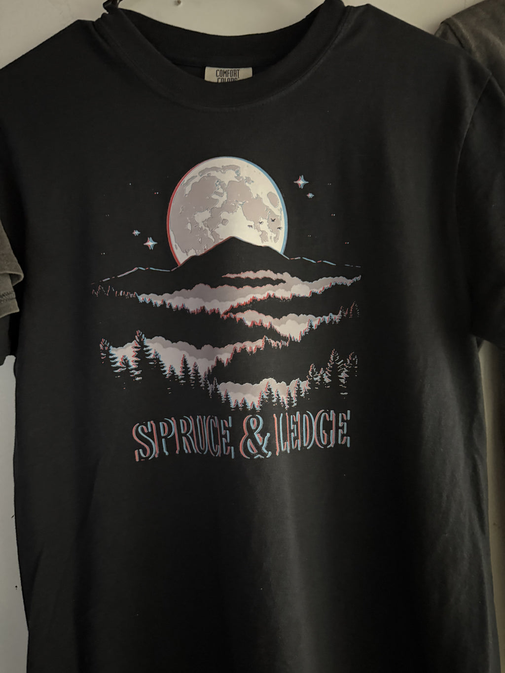 Full Moon Ridgeline tee